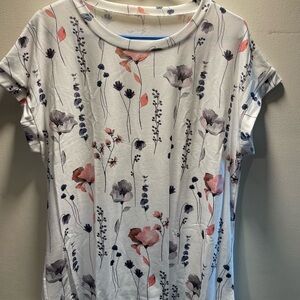 NWOT Floral Print Women's Top
